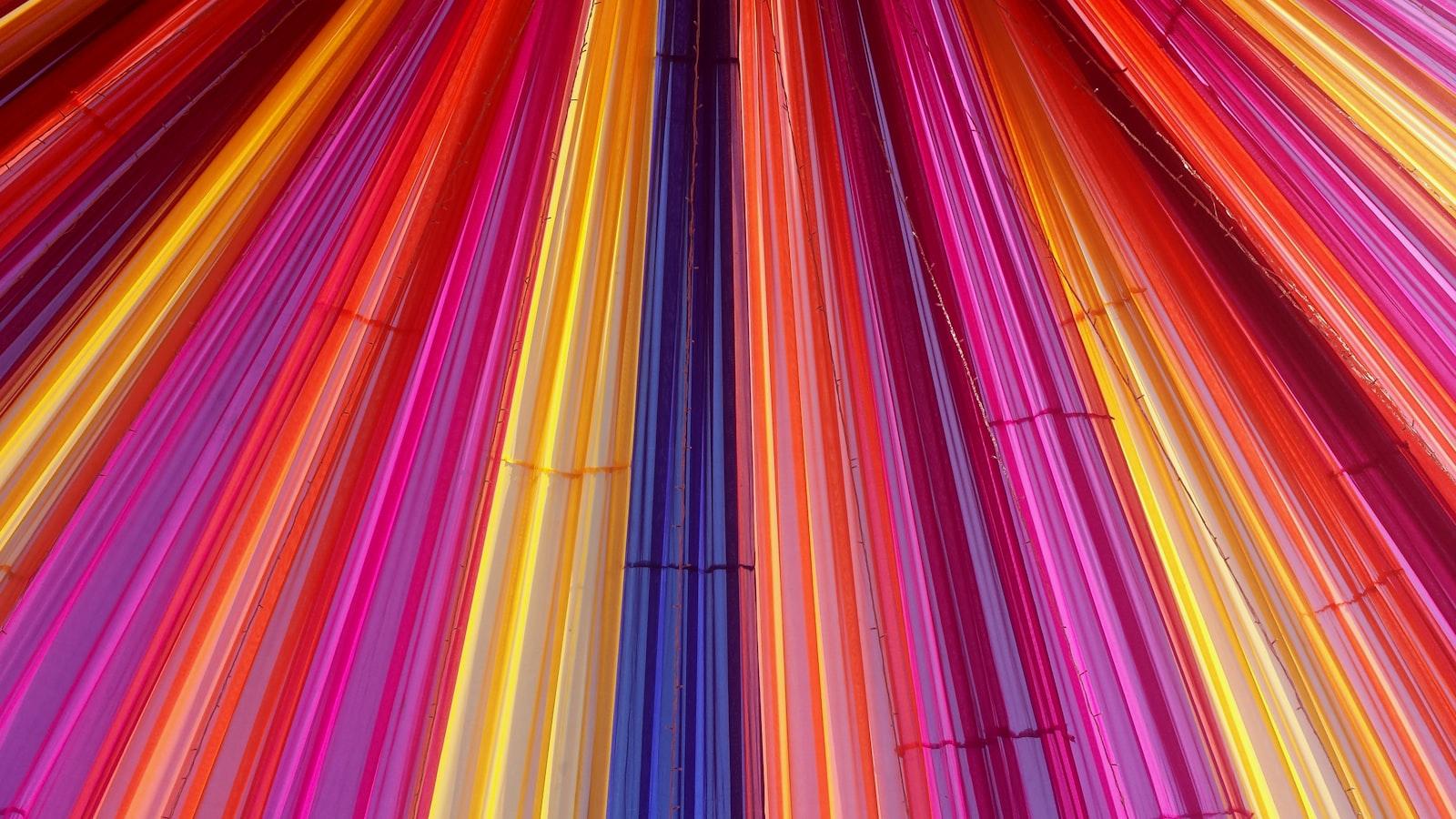 Explora las ⁤características destacadas‍ de YouTube Pink y descubre cómo mejorar tu experiencia ⁢de⁣ visualización